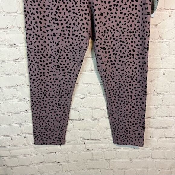 ZYIA Active Lilac Fit N Free Hi-Rise 7/8 24 inch size 16-18 new with tags - Picture 3 of 7